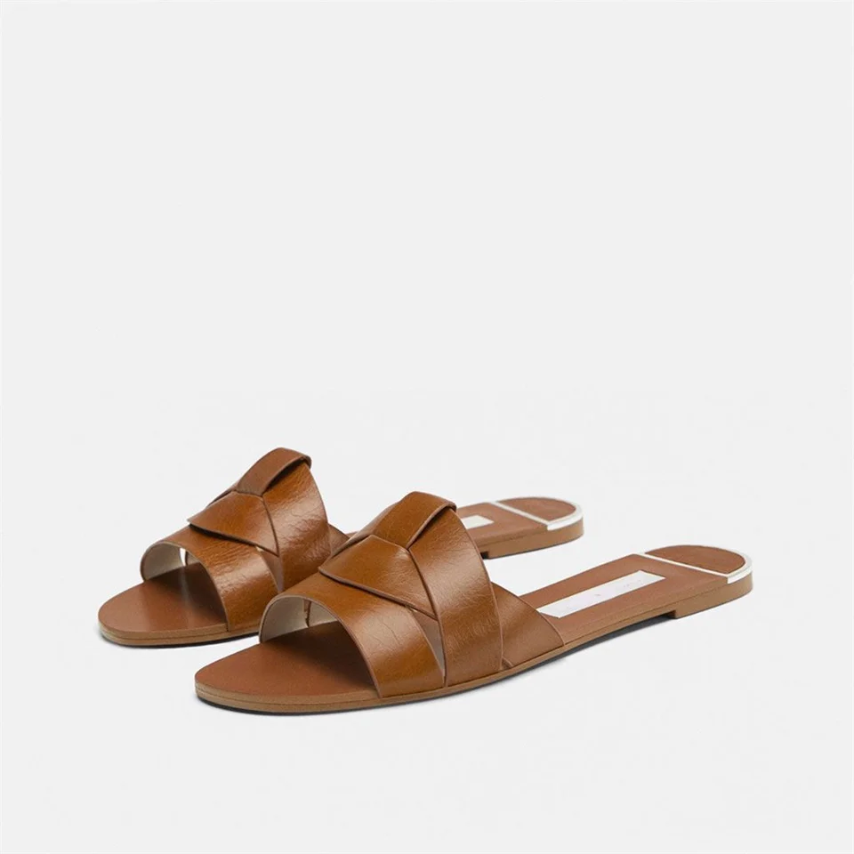 Женские кожаные шлепанцы на плоской подошве с открытым носком повседневные