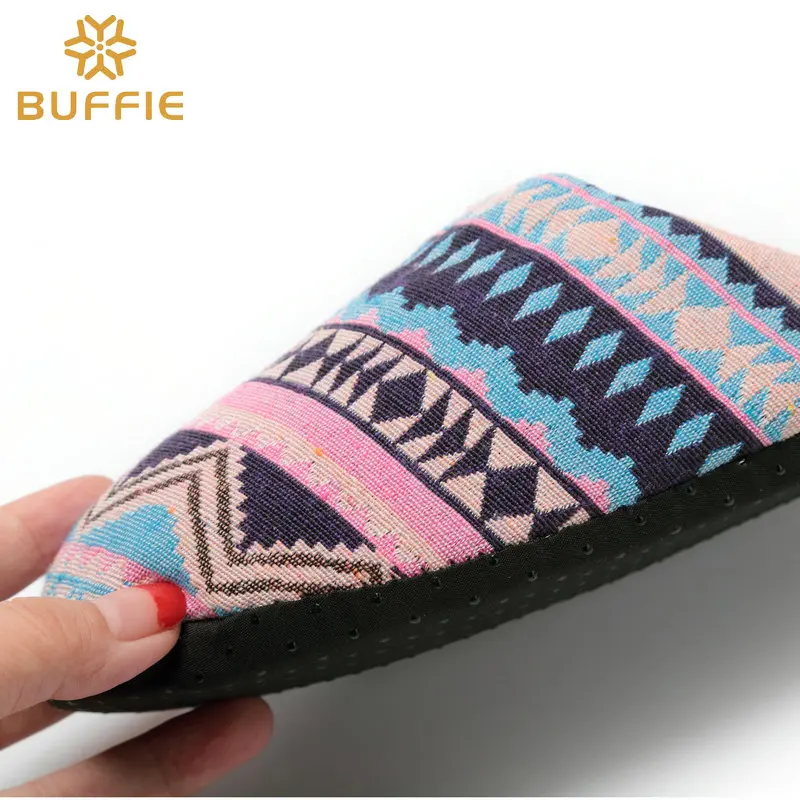 Женские зимние домашние тапочки теплые Нескользящие с мягкой подошвой для