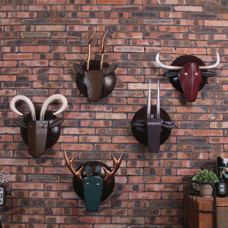 Лофты в американском ретро стиле декоративные металлические стены голова оленя