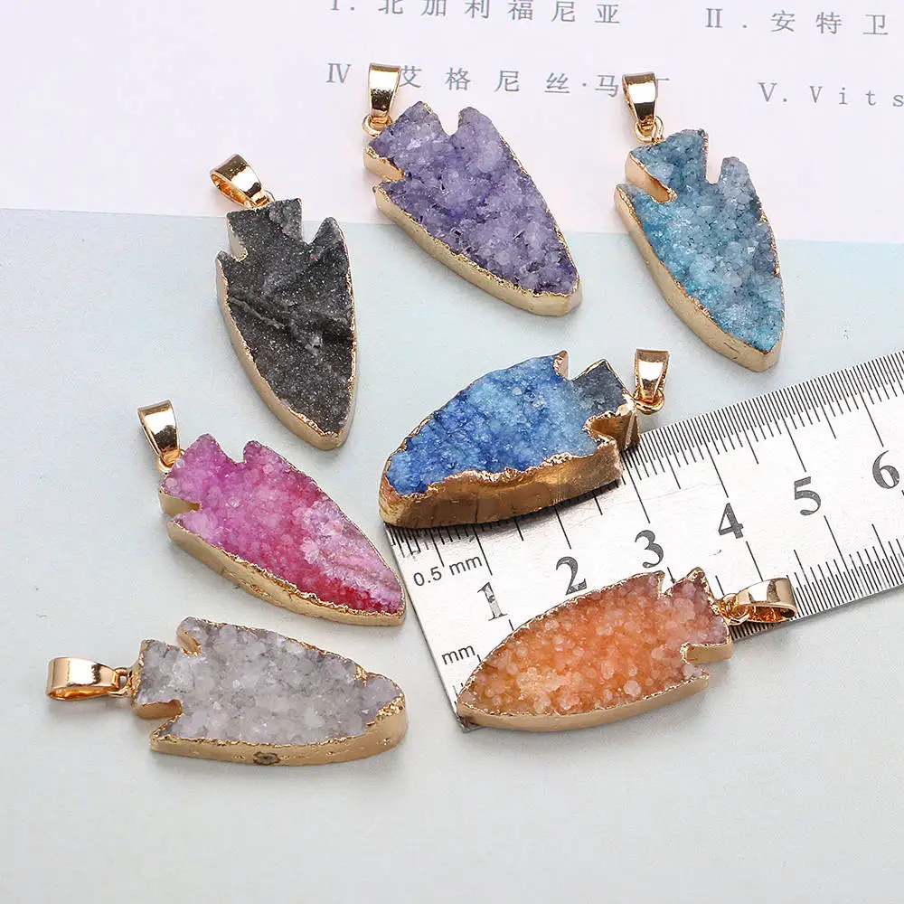 Yumten Кристаллы подвески в форме якоря натуральный позолоченный Geode кластеры