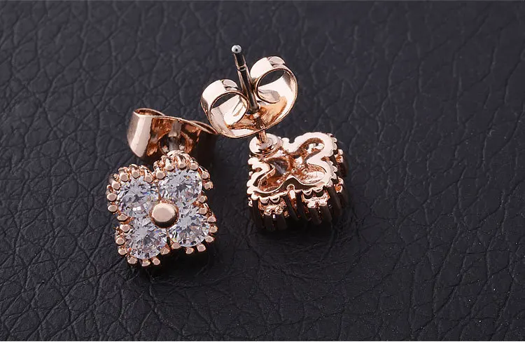 8.28mm Four Shining Zircon Embellishment Earrings Elegant Pearl Stud Women Gathering Necessary Jewelry LM0103 | Украшения и