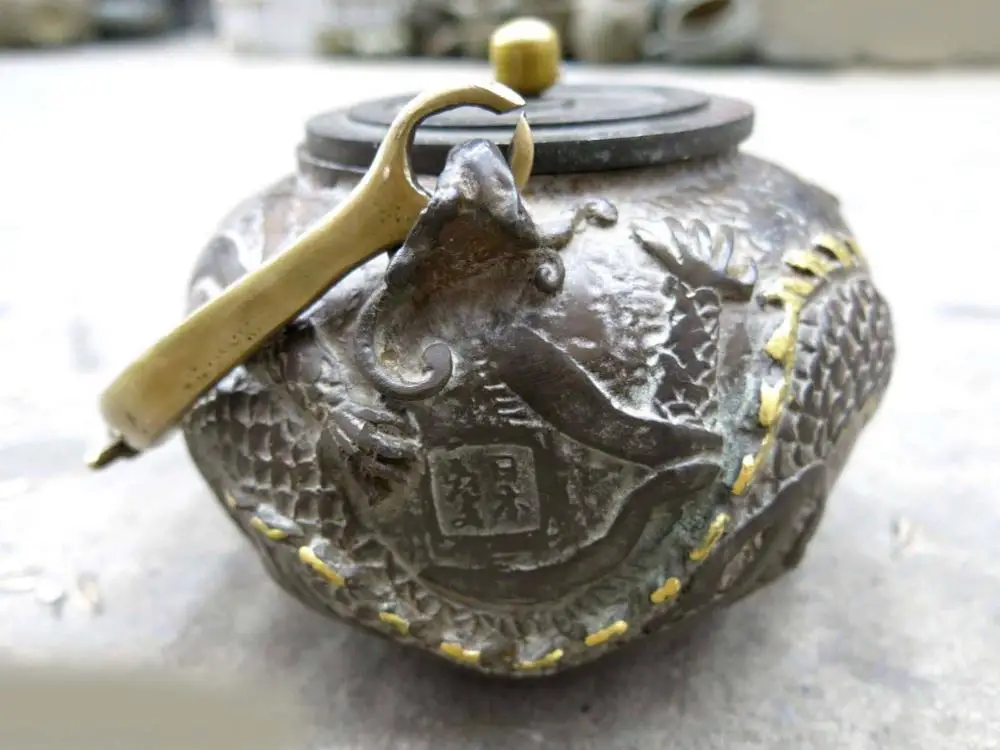 7 &quotКитайский Железный позолоченный резной Прекрасный Дракон Красивый Чайничек