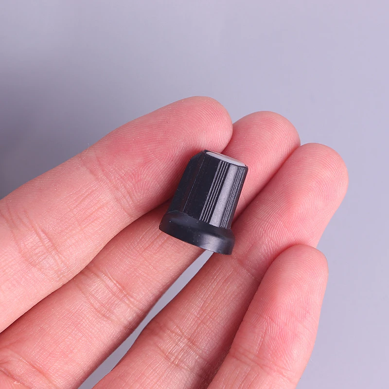 20Pcs 15*17mm random color 6mm Plastic Threaded Knurled Potentiometer Knobs Caps | Обустройство дома