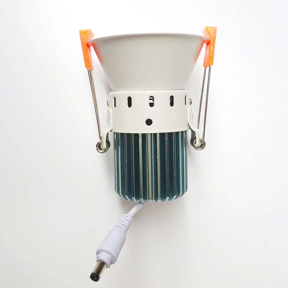 Downlights Встраиваемый проектор 12W Dimmable Spot Ceiling Светильники Светодиодная лампа, утопленная в потолочном светильнике