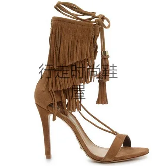 Мода Новые Замшевые Сандалии Женщин 2017 Узелок Fringe Гладиатор сандалии Женская