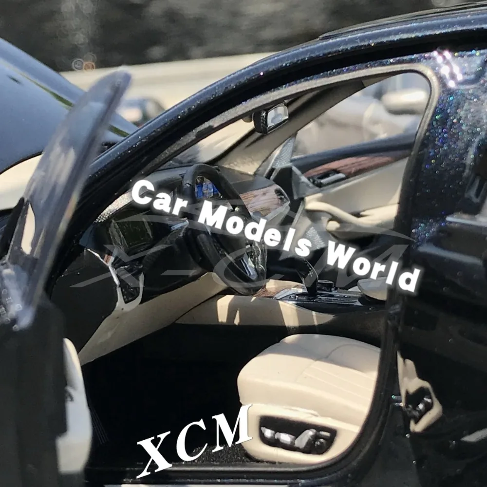 Модель литая автомобиля для Kyosho G38 5 Series эксклюзивная китайская версия 1:18