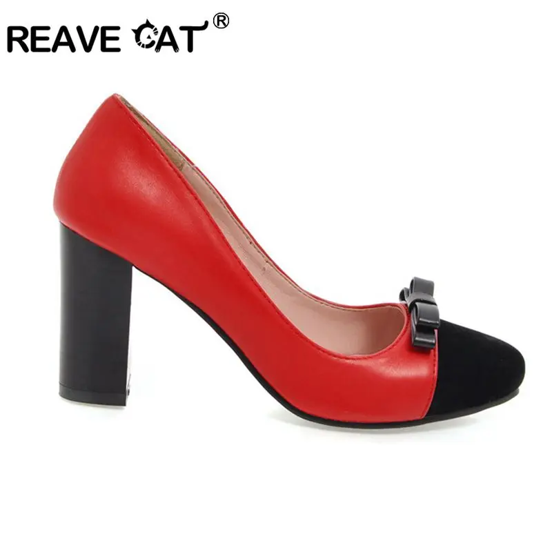 Женские туфли на толстом каблуке REAVE CAT, туфли-лодочки конфетных цветов на высоком блочном каблуке с закрытым носком, красные туфли с бантиком для свадьбы и работы, A394