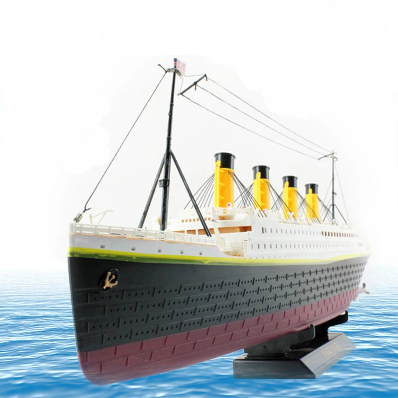 

RC Boat 1:325 Titanic Sea Grand Cruise Ship 3D Titanic Century Classic Love Story RC Boat High Simulation Ship Model Toys