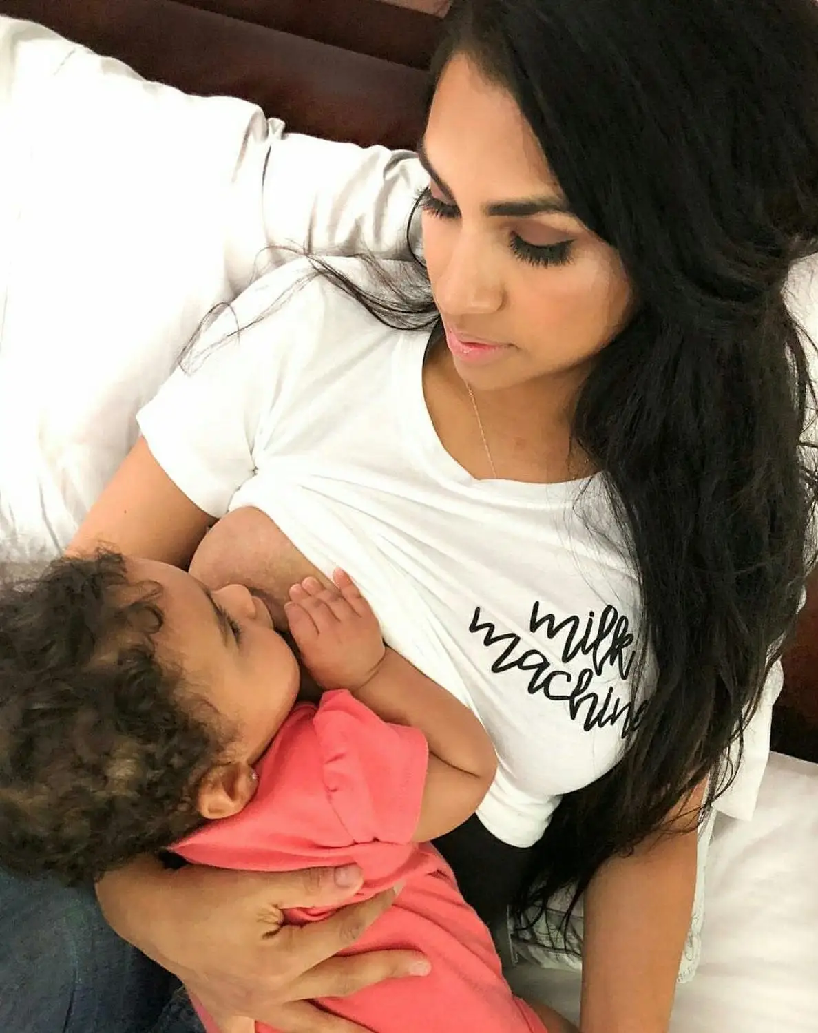 Футболка для грудного вскармливания с молочной машиной футболка простая