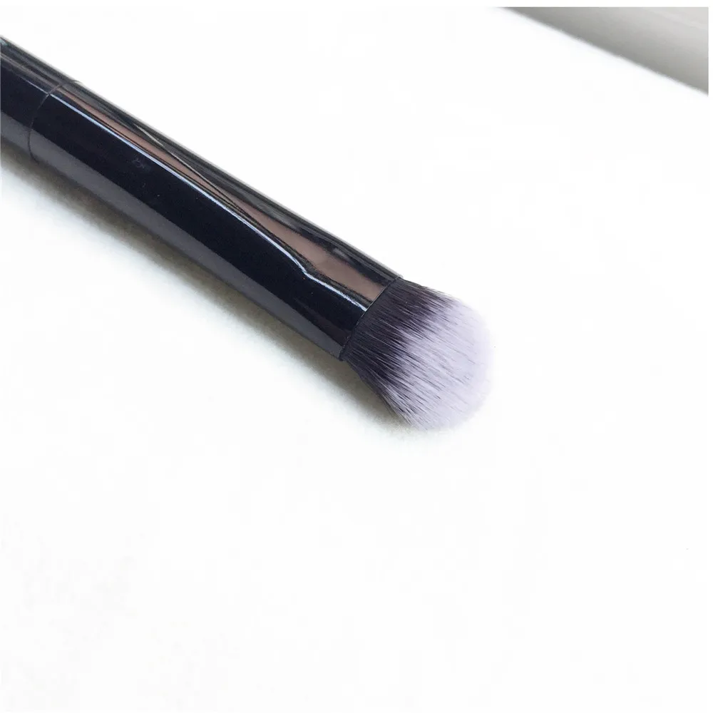 Корректирующая кисть bd beauty с полным покрытием угловой консилер инструмент для