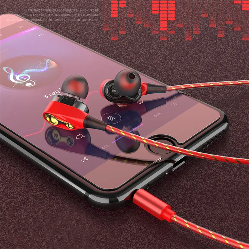 Двойные наушники вкладыши с микрофоном басовые для телефона mp3 спортивные