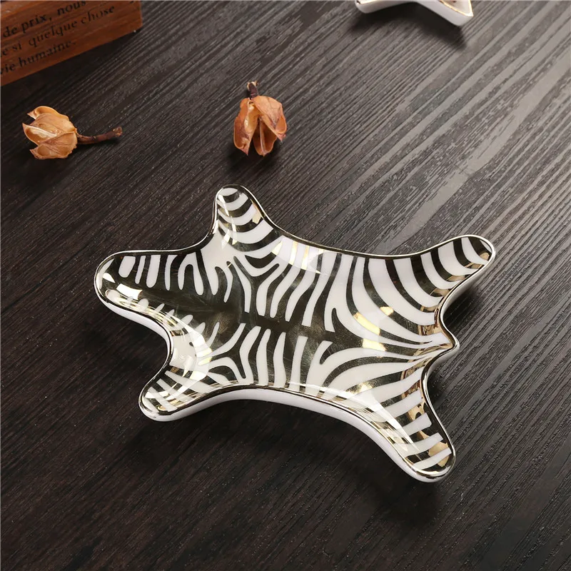 Полосатая тарелка для торта керамическая ювелирных изделий блюдо выпечки