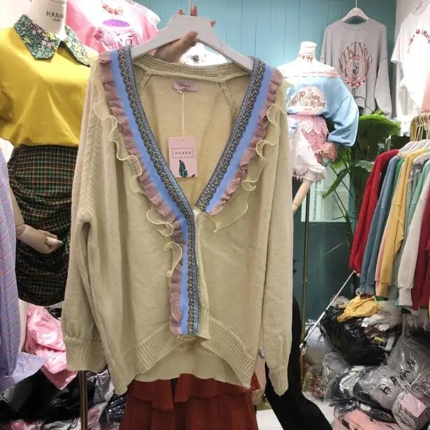 South Korea ulzzang New Retro Auricularia edge splicing stripe V collar hit color knitted cardigan coat sweater |