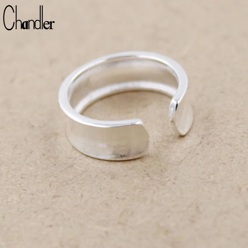 

Chandler Color Wide Concave Ring Geometrica Simple Women Men Knuckle Toe Chunky Bague Lovers