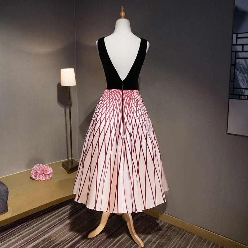 Короткие платья для встречи выпускников выпускного вечера 8-го класса милые