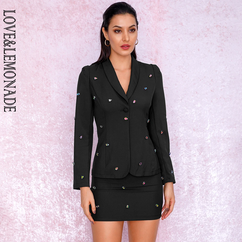 Женский облегающий костюм LOVE & LEMONADE черный с V образным вырезом и наплечниками