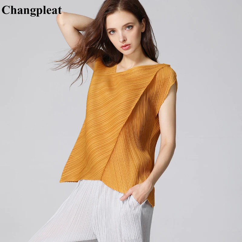 Changpleat летние женские футболки топы Miyak плиссированные модные необычные футболки с v-образным вырезом без рукавов тонкая женская футболка Tide