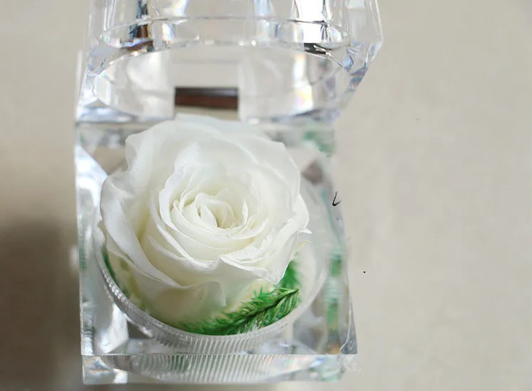 Декоративные сохраненные розы Хрустальная коробочка для кольца свадебный