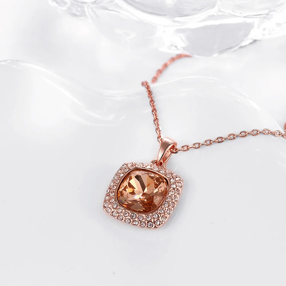 Ювелирные изделия кристалл ожерелье женщин посеребренные ожерелья и кулоны