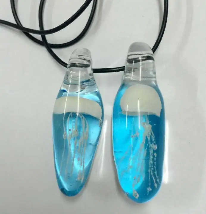 

2PCS 100% handcraft White Jellyfish New Hand Blown Glass Pendant Blue Drop Tentacles Necklace Black Rope