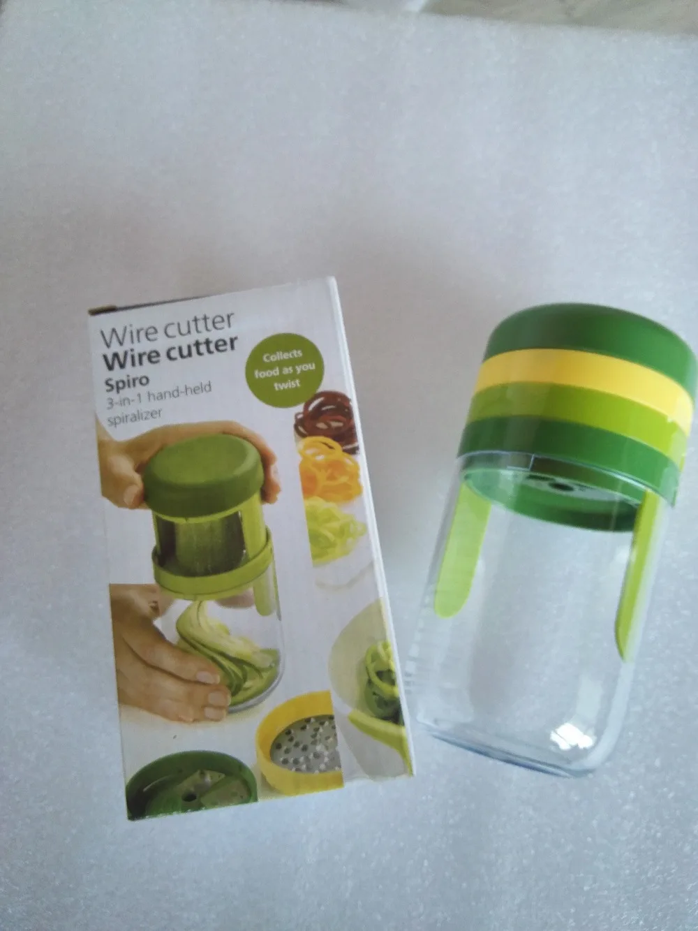 

Wire Cutter 3 in 1 handheld spiralizer