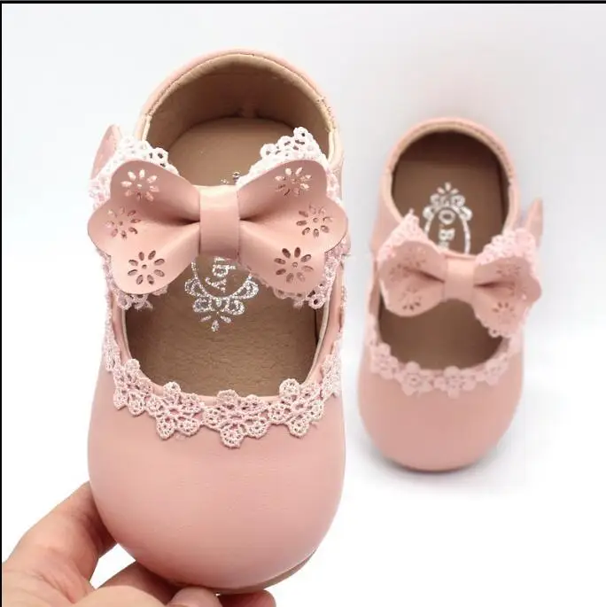 Новинка весны 2018 обувь для маленьких девочек с кружевным бантом Удобная