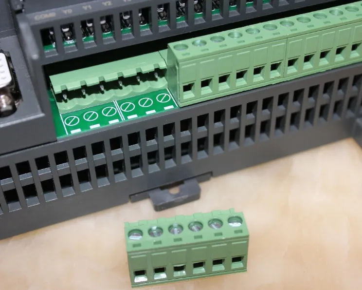 Контроллер PLC FX1N FX2N 32MR 32MT 2AD 2DA с чехлом аналоговый 4 импульсный RS485 Modbus RTU для Mitsubishi