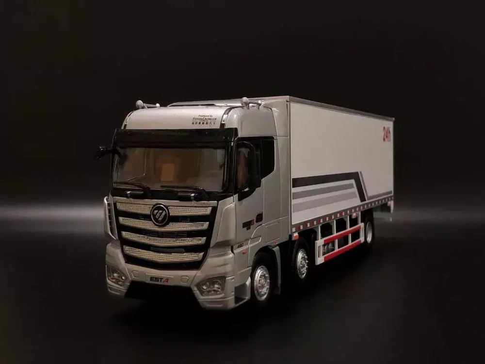 Коллекционная модель из сплава подарок в масштабе 1:36 Foton Auman EST-A 6X2