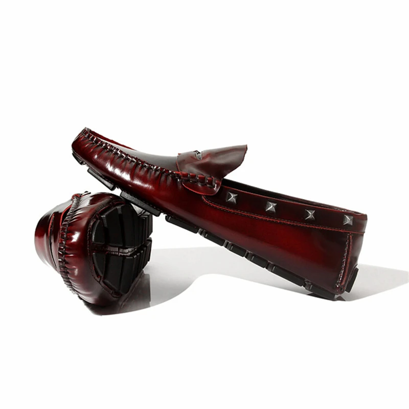 Мужские лоферы из натуральной кожи без застежки с заклепками | Обувь