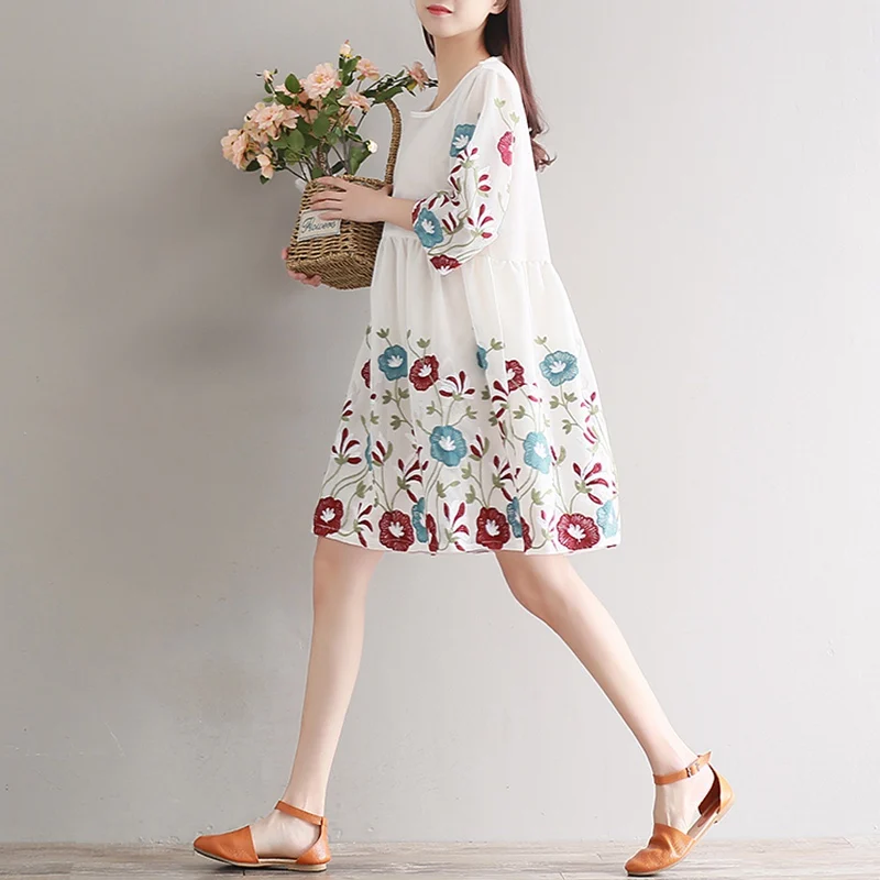 Женское платье с цветочной вышивкой винтажное А-силуэта коротким рукавом и
