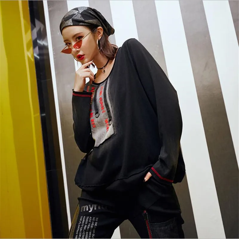 Женская трикотажная футболка черная свободная в стиле хип хоп с длинными