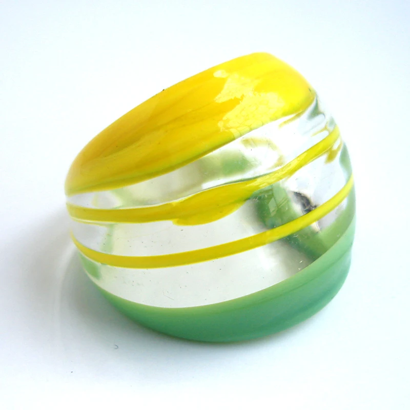 

RED SNAKE Fashion Ring Handmade Yellow and Green Translucent Murano Glass Ring