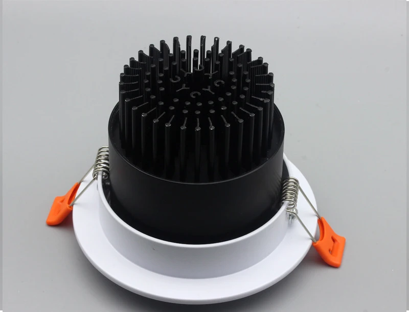 Встраиваемый Светильник направленного света яркий светодиодный потолочный