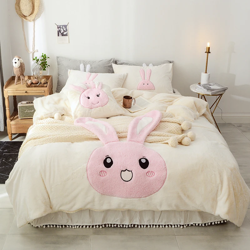 Комплект постельного белья из флисовой ткани с вышивкой в виде кролика|Комплекты