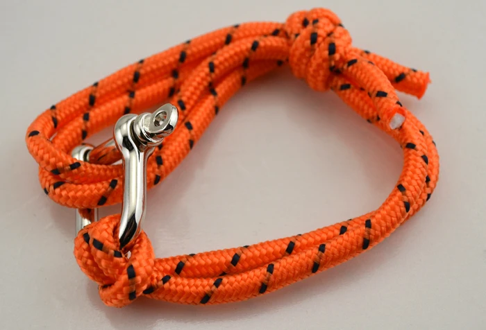 Лучшее качество родиевое покрытие уникальный якорь Скоба красный веревка