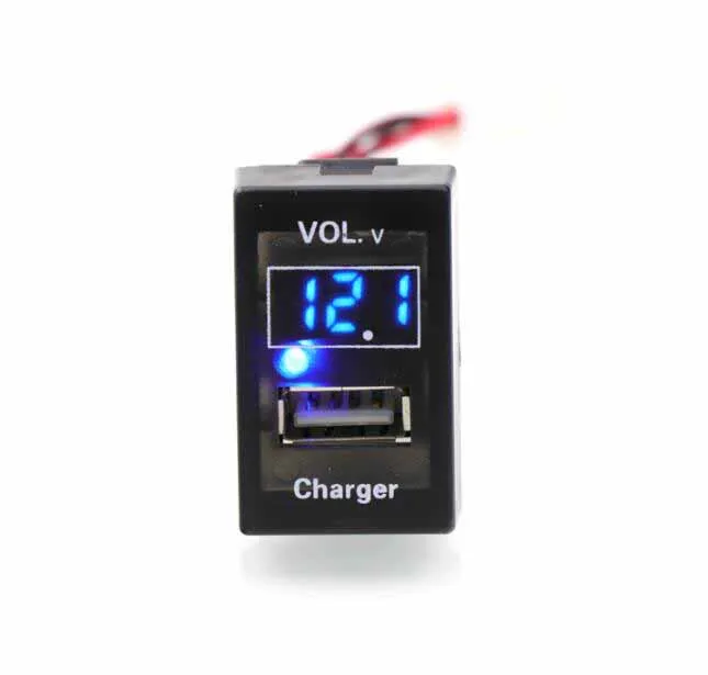 Автомобильное зарядное устройство с USB-интерфейсом и дисплеем напряжения для FORD /