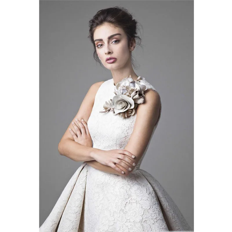 Новинка 2017 короткие платья на выпускной высокое качество украшенное вырезом с