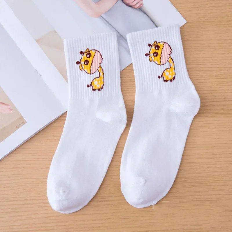 18 COCOTEKK, новинка, модные корейские женские Носки с рисунком собаки, кролика, утки, панды, яркие хлопковые носки для женщин, подарок на свадьбу - Цвет: 18