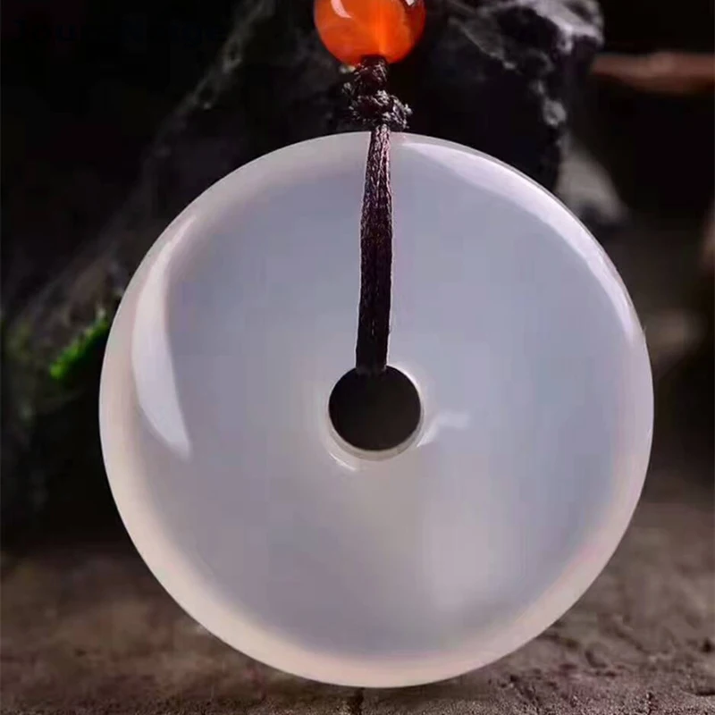 Подвеска Халцедон из натурального хрусталя подвеска с безопасной пряжкой