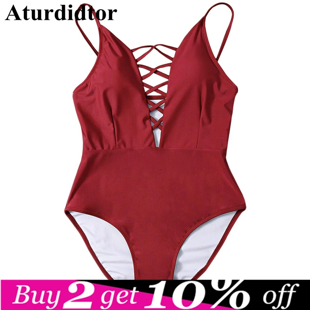 Сексуальными тоненькими лямками накрест ажурное с перекрестными низким вырезом