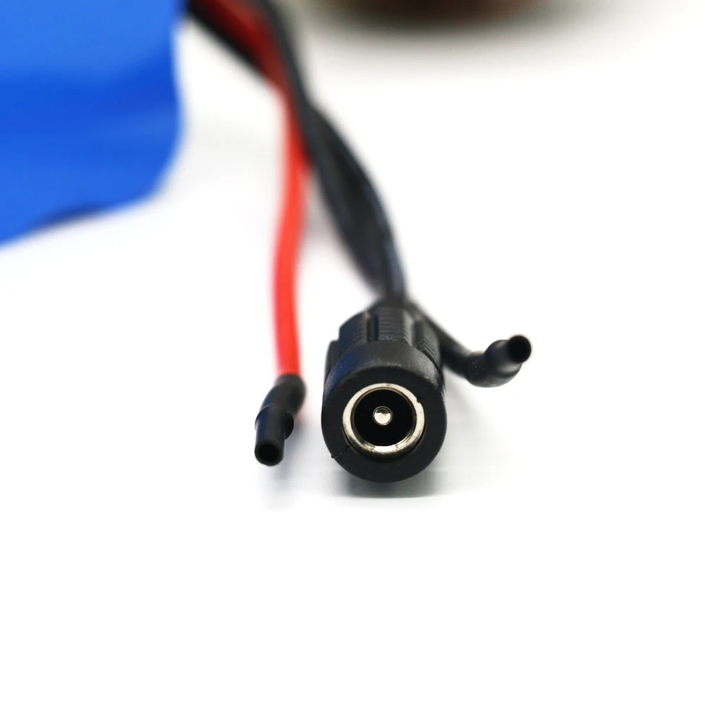 

24 7S4P 29,4 10 18650 20A BMS