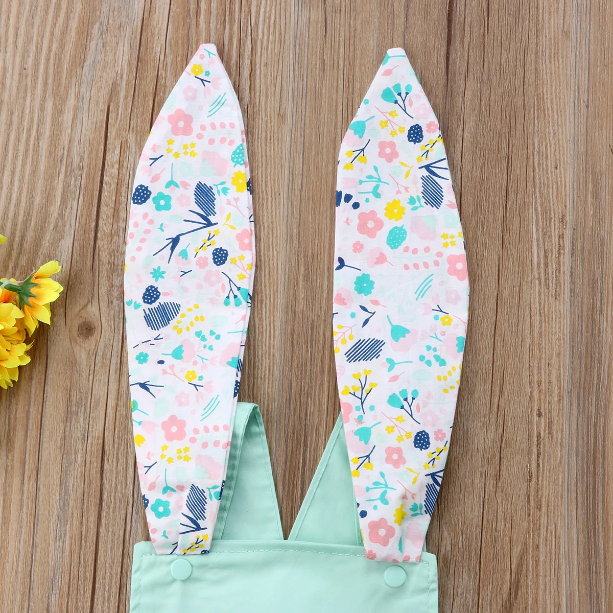 Боди с вырезом на спине для новорожденных девочек боди изображением кролика