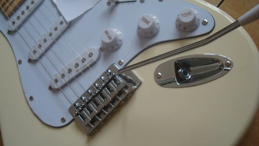 Новый 24 лада пользовательский магазин Yngwie Malmsteen зубчатая Fretboard электрическая