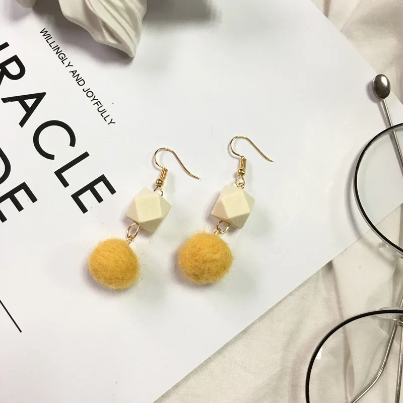 Хит продаж серьги помпоны винтажные геометрические Меховые из дерева и сплава в