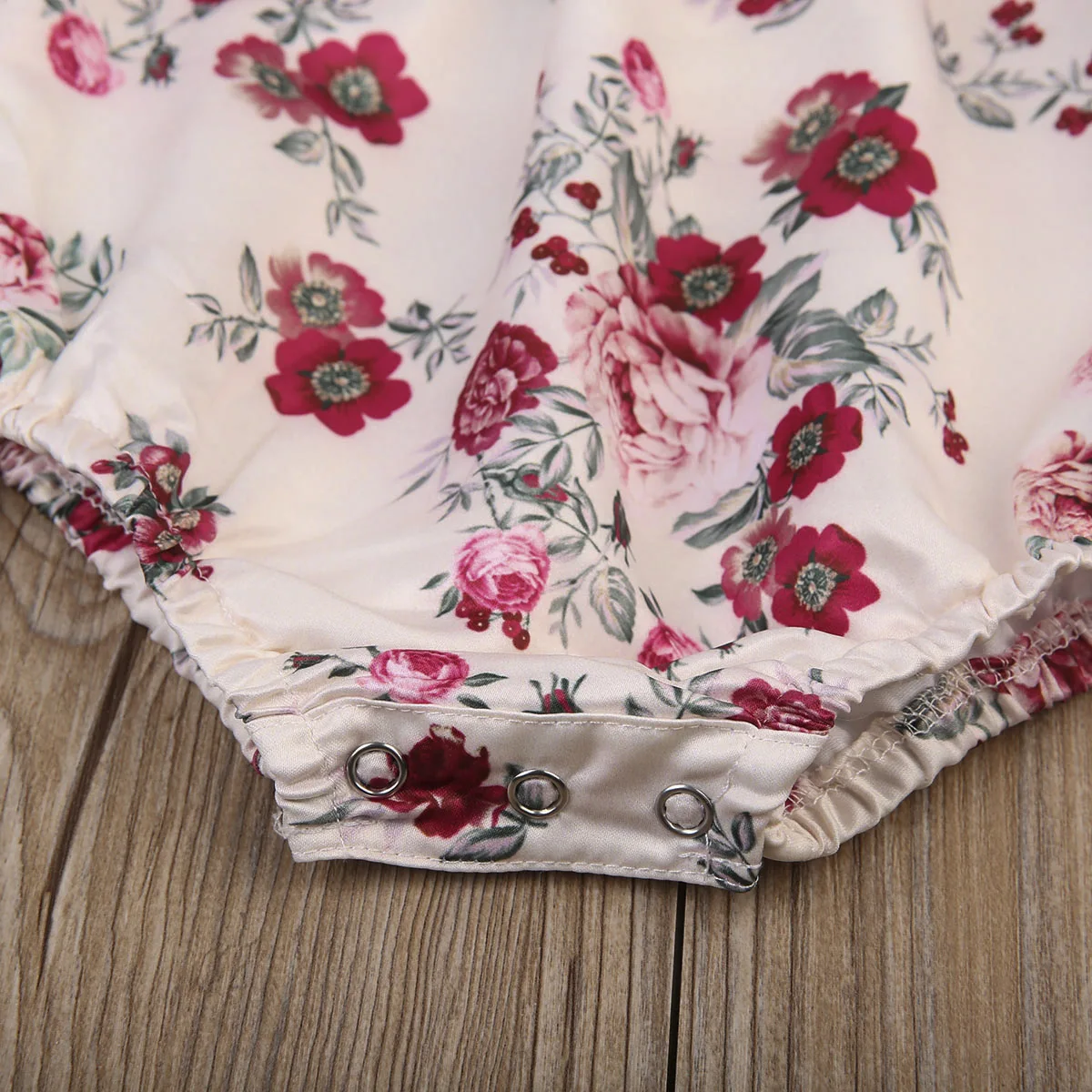 Одежда для новорожденных девочек кружевной комбинезон с цветочным рисунком