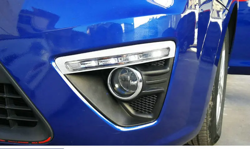 2 шт дневные противотуманные отверстия для Ford Focus Хэтчбек 2009 2010 2011 2012 2013 Светодиодный светильник 12v противотуманный светильник