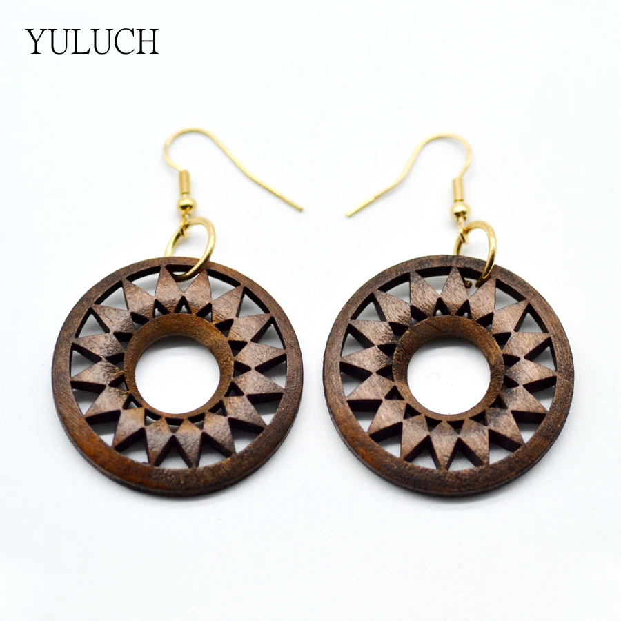 

Wood Earrings for Woman 2017 New Design Personality Hollow Latest Good Quality African Wood Leaf Earrings Jewelry 1 Pair Eardrop