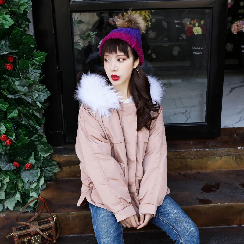 Куртка женская зимняя с меховым воротником и капюшоном батальных размеров