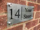 Современный табличка с номером двери уличный стеклянный эффект акриловое название серебро