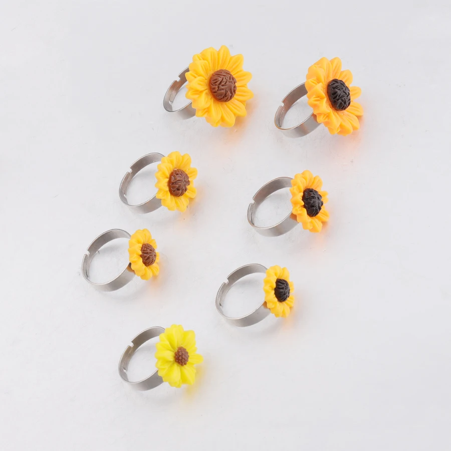 

Fnixtar Resin SunFlower Ring Small Daisy Chrysanthemum Adjustable Stainless Steel Ring For Women 10 Piece/lot